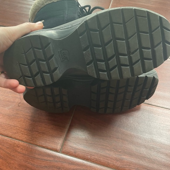 Sorel Cumberland women's boots size 7 thinsulate black - Picture 6 of 7